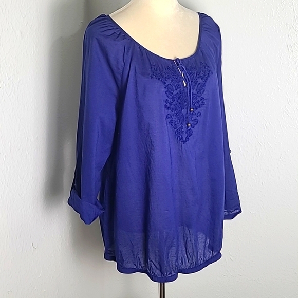 Lane Bryant Deep Blue Top With Elastic Waistband, Embroidered Neckline, Size 14 - Picture 2 of 9